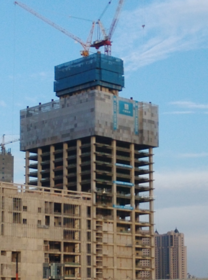 ��ɽ������B����ģ���Y(ji��)��(g��u)����243�ף�